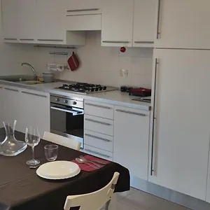 Alby's Apartment, Nella Motor Valley Con Parcheggio Privato Appartamento